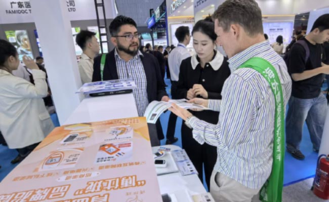 Yasee-medical-cmef-2026